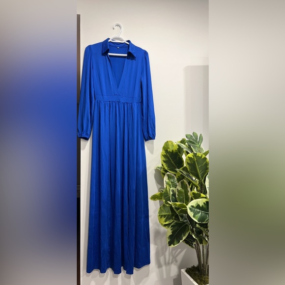 Blue high slit vacation maxi dress - Picture 2 of 3